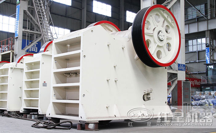 顎破碎石機 顎破碎石機