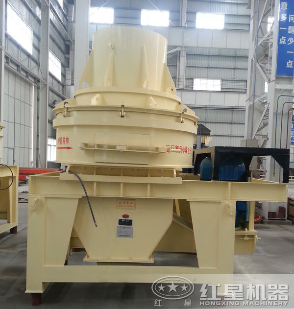 一小時(shí)100噸的制砂機(jī)