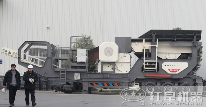 輪胎移動(dòng)破碎機(jī)