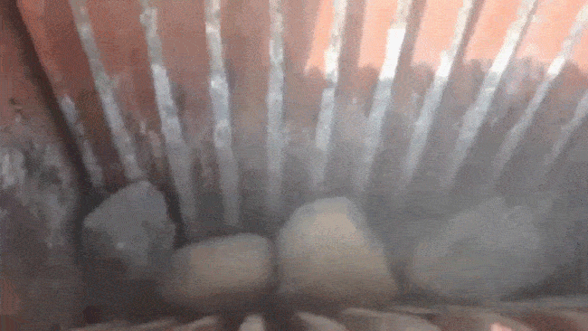 顎式破碎機打碎鵝卵石 顎式破碎機打碎鵝卵石