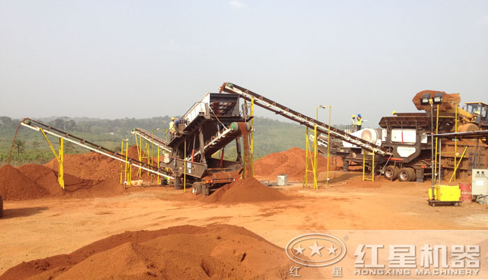 移動(dòng)破碎站工作現(xiàn)場 移動(dòng)破碎站工作現(xiàn)場