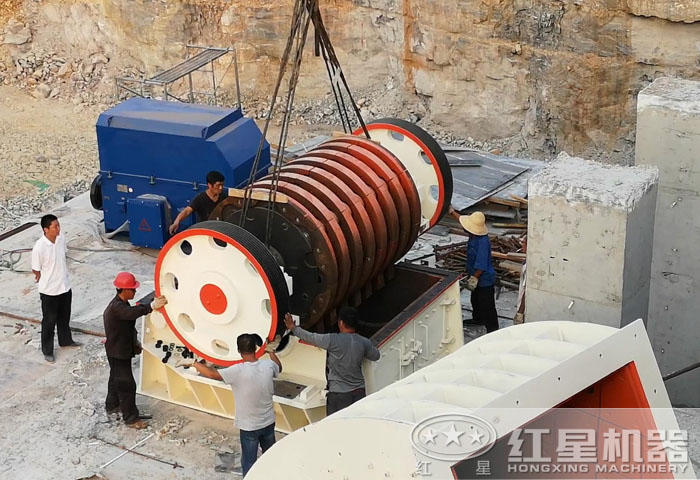 安裝重錘破轉子現場 安裝重錘破轉子現場