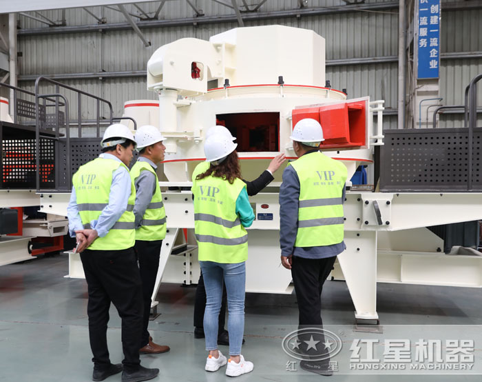 印度客戶參觀車間現(xiàn)場(chǎng)