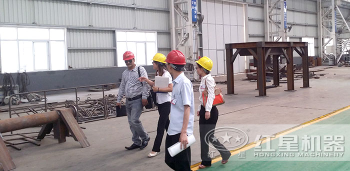 印度尼西亞用戶到紅星車間實地參觀 印度尼西亞用戶到紅星車間實地參觀