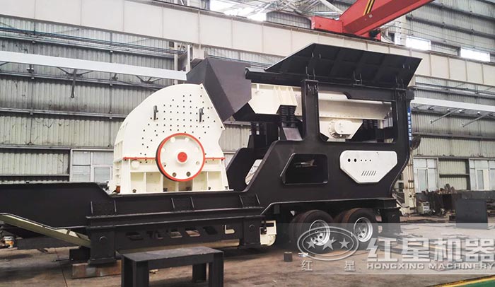 移動破碎站搭載重錘破