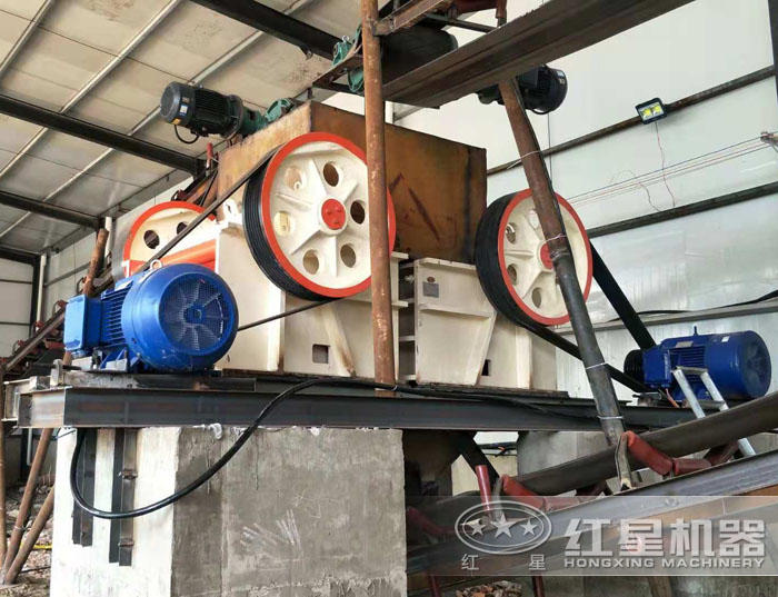 細顎破機安裝現場 細顎破機安裝現場