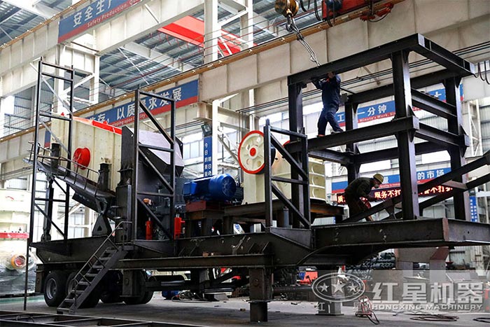 車載式石子磕碎機搭載配置柴油機,發電機 車載式石子磕碎機搭載配置柴油機,發電機