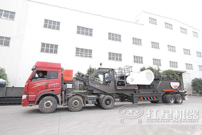 可移動粉碎石頭設備可開著走