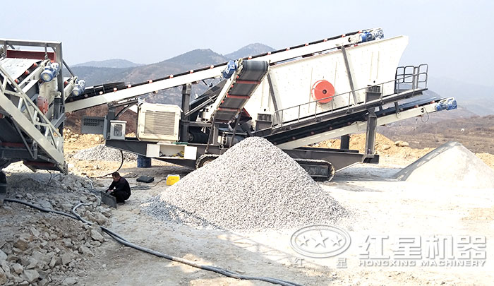 履帶移動石子碎沙機(jī) 履帶移動石子碎沙機(jī)