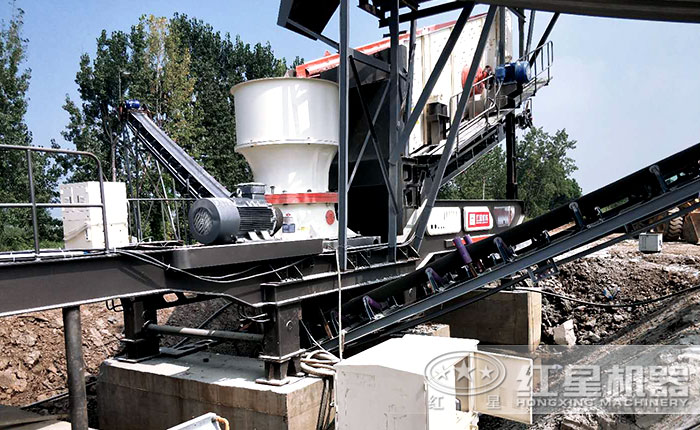 武漢單缸移動破碎站生產現場