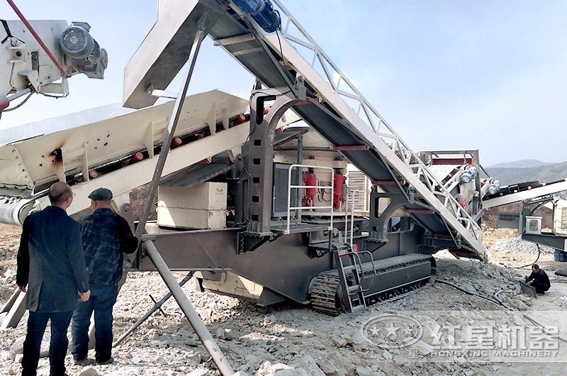 履帶液壓巖石粉碎機直達用戶現場 履帶液壓巖石粉碎機直達用戶現場