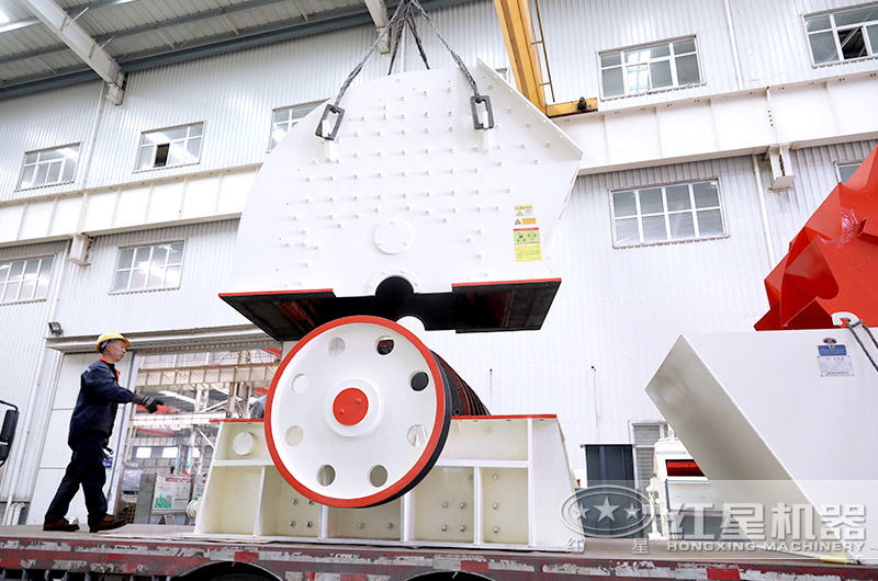 重錘破正在裝車發貨