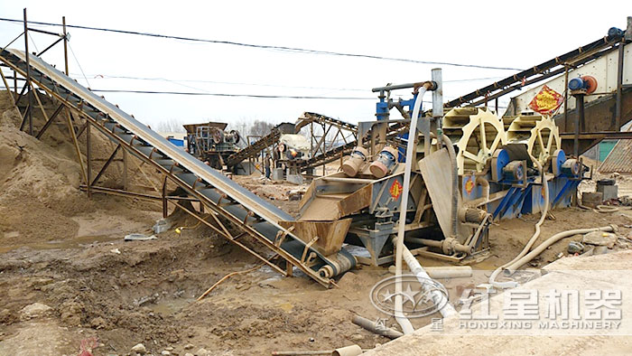 兩輪斗洗砂機(jī)作業(yè)現(xiàn)場(chǎng) 兩輪斗洗砂機(jī)作業(yè)現(xiàn)場(chǎng)