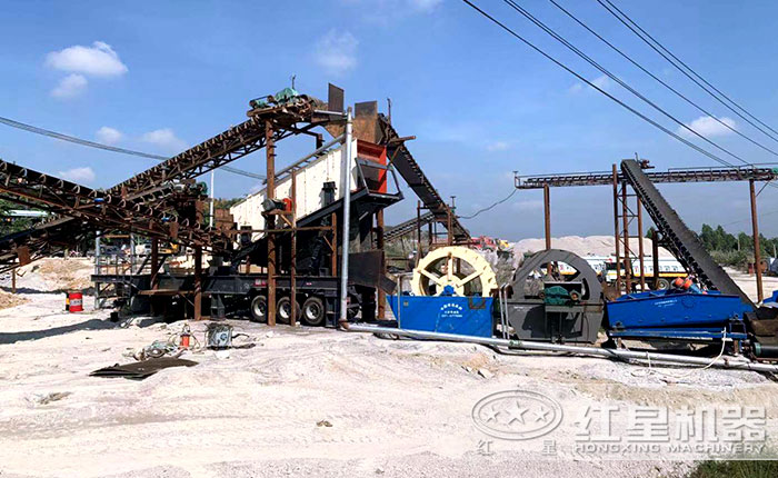 移動(dòng)打沙機(jī)作業(yè)現(xiàn)場(chǎng)