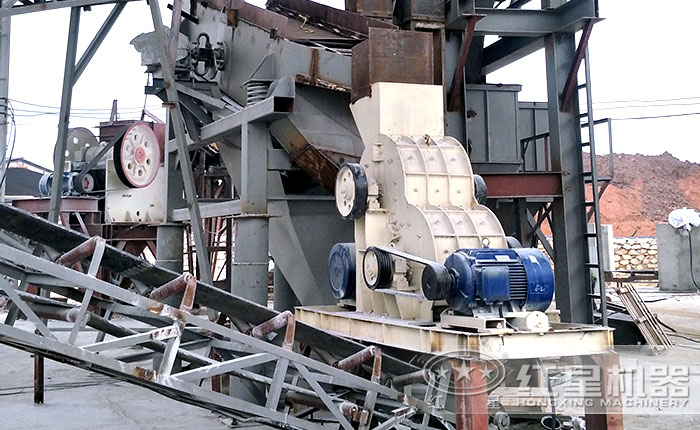 雙級錘式破碎機現場 雙級錘式破碎機現場