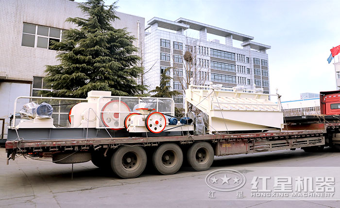 對輥制砂機(jī)發(fā)貨 對輥制砂機(jī)發(fā)貨