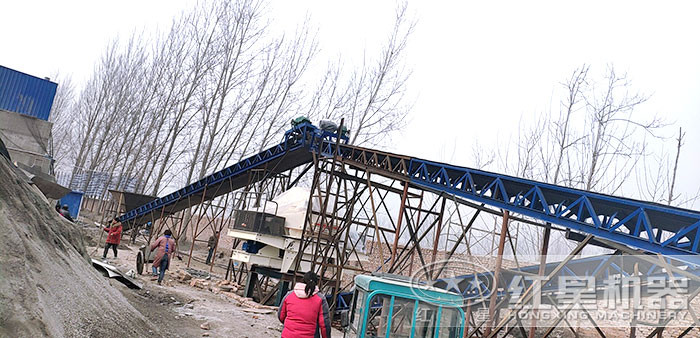 固定式沙子生產(chǎn)設(shè)備現(xiàn)場 固定式沙子生產(chǎn)設(shè)備現(xiàn)場