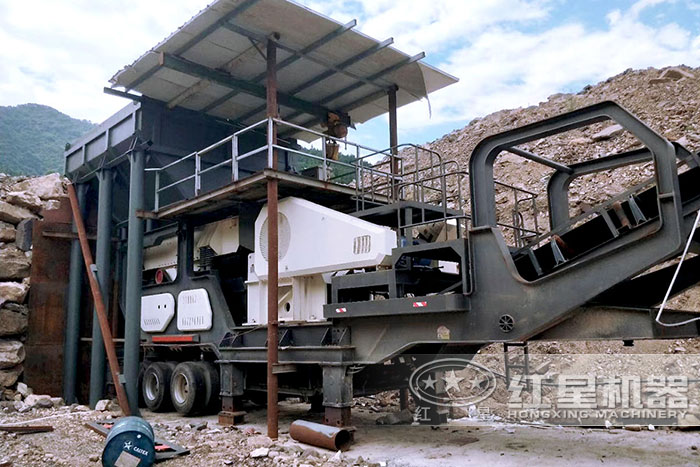 流動石子機(jī)搭載鄂式破碎機(jī) 流動石子機(jī)搭載鄂式破碎機(jī)