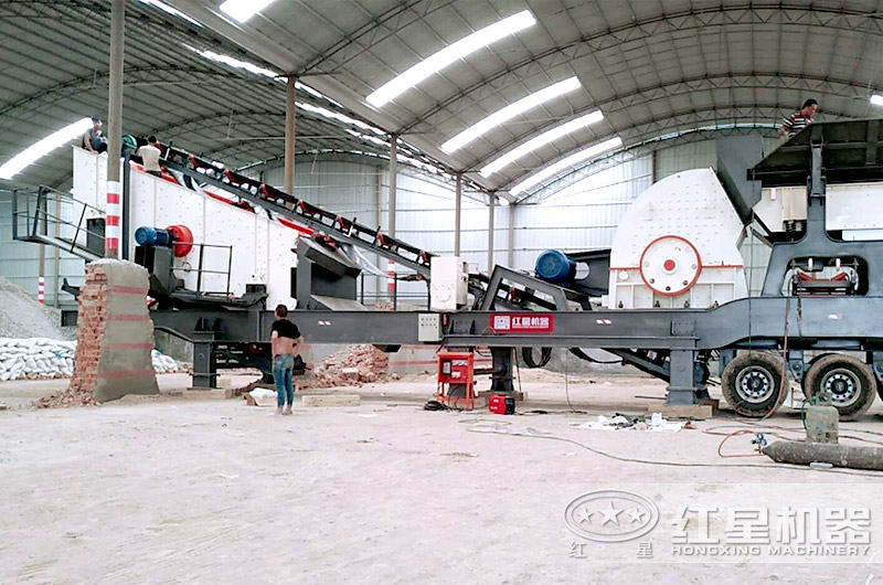 移動式粉碎機現場圖