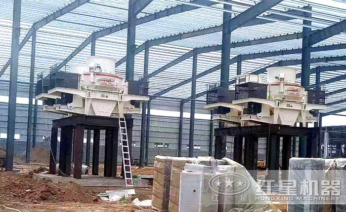 大型成套制砂機(jī)設(shè)備作業(yè)現(xiàn)場(chǎng)