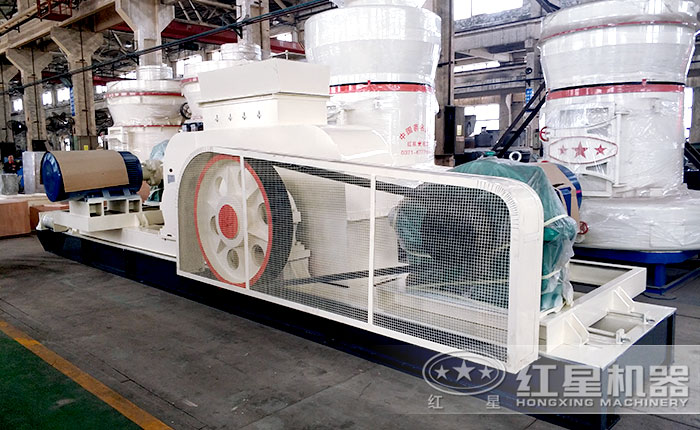 鵝卵石對(duì)輥破車間 鵝卵石對(duì)輥破車間