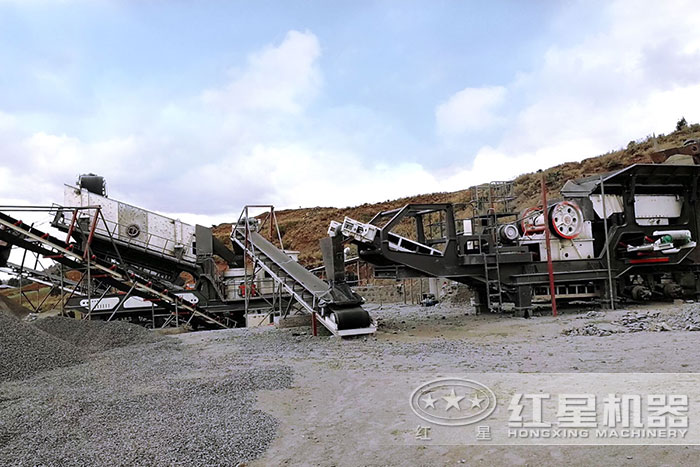 移動砂石料生產線現場 移動砂石料生產線現場
