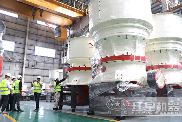 用戶參觀圓錐破碎機 用戶參觀圓錐破碎機