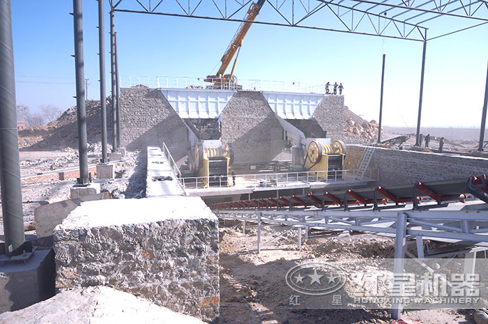 河北時產500噸花崗巖破碎機現場 河北時產500噸花崗巖破碎機現場