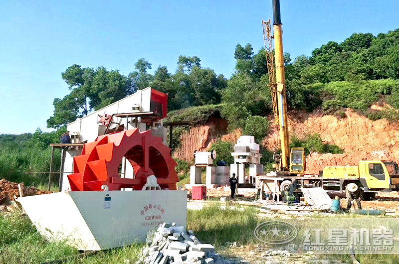 雙輪斗洗砂機(jī)安裝現(xiàn)場 雙輪斗洗砂機(jī)安裝現(xiàn)場