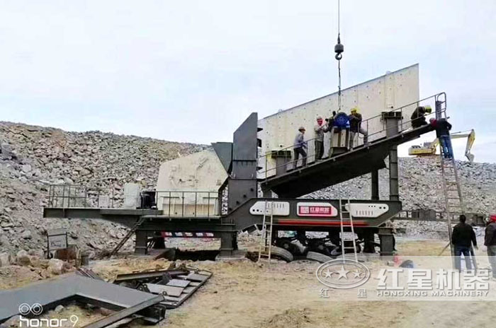 反擊破移動破碎機——河南生產(chǎn)現(xiàn)場 反擊破移動破碎機——河南生產(chǎn)現(xiàn)場