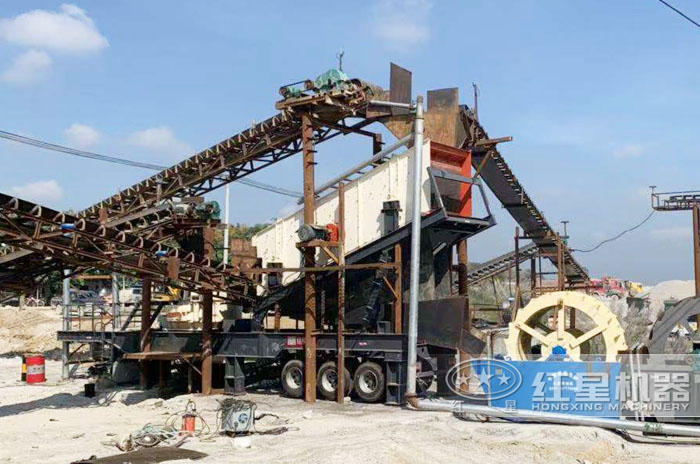 沖擊式制砂移動破碎機——安徽生產(chǎn)現(xiàn)場 沖擊式制砂移動破碎機——安徽生產(chǎn)現(xiàn)場