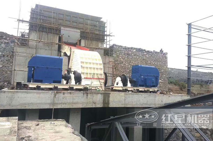 重錘式破碎機石灰石大型碎石生產線現場 重錘式破碎機石灰石大型碎石生產線現場