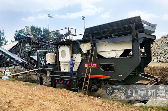 鄂破移動粉碎機生產現場——山東 鄂破移動粉碎機生產現場——山東