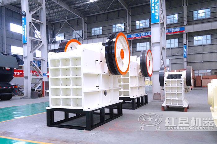 鄂式破碎機(jī),石場粗碎設(shè)備 鄂式破碎機(jī),石場粗碎設(shè)備