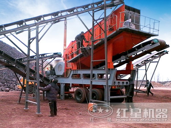 新型移動式破碎站組機靈活