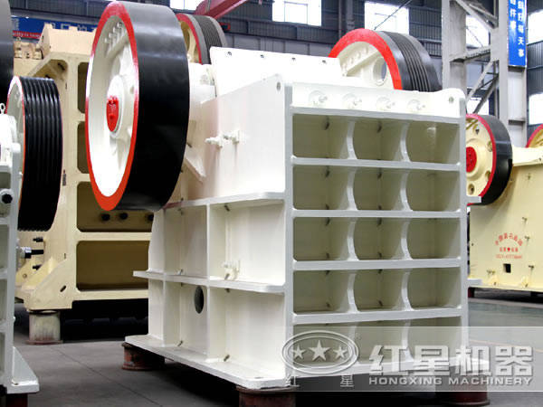 復(fù)擺式破碎機的用途