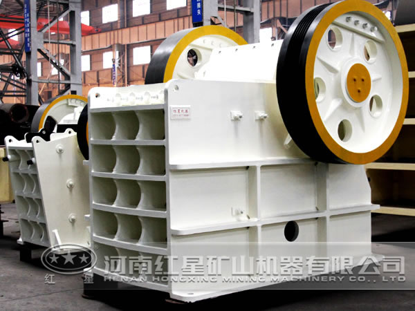 雙腔顎式破碎機(jī)