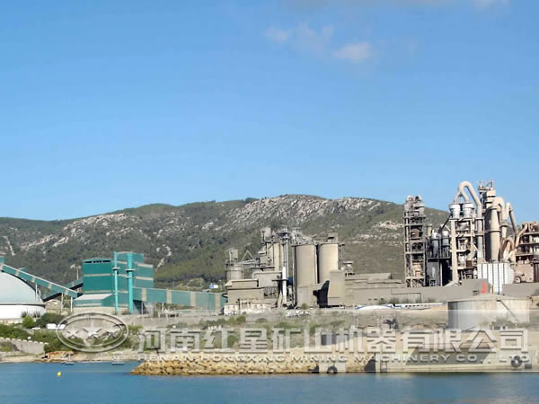 水泥粉磨現(xiàn)場