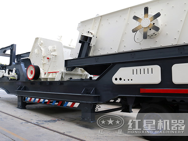 時產80-100噸片麻巖移動破